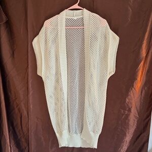Cream crochet long sweater vest cottagecore coastal feminine cozy warm size M